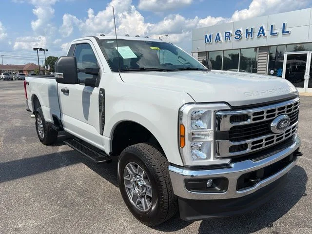 Used 2025 White Ford XLT image 2