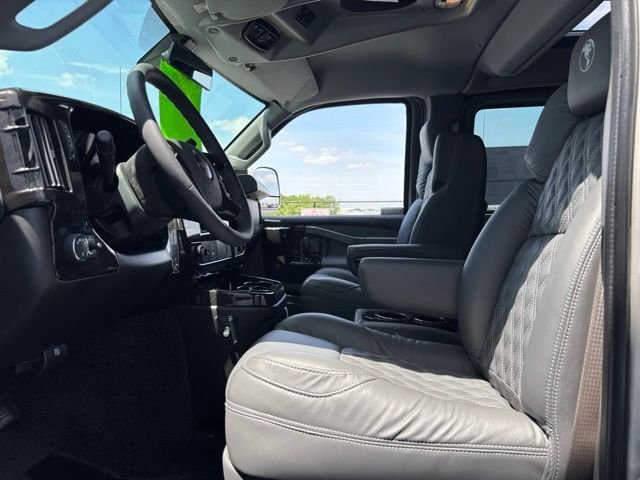 New 2026 Special Exterior Color GMC Explorer Limited SE image 16