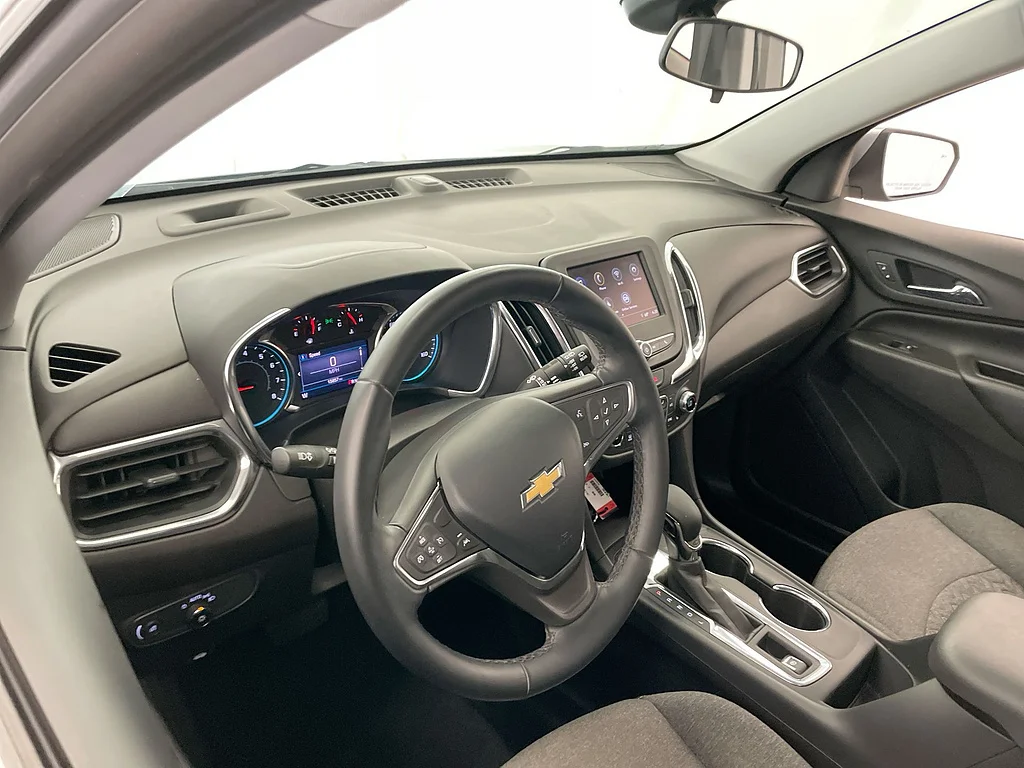 Used 2024 Sterling Gray Metallic Chevrolet LT image 10