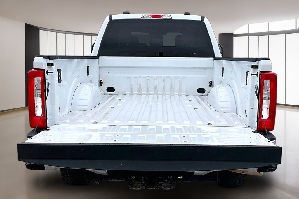 Used 2023 White Ford XLT image 29