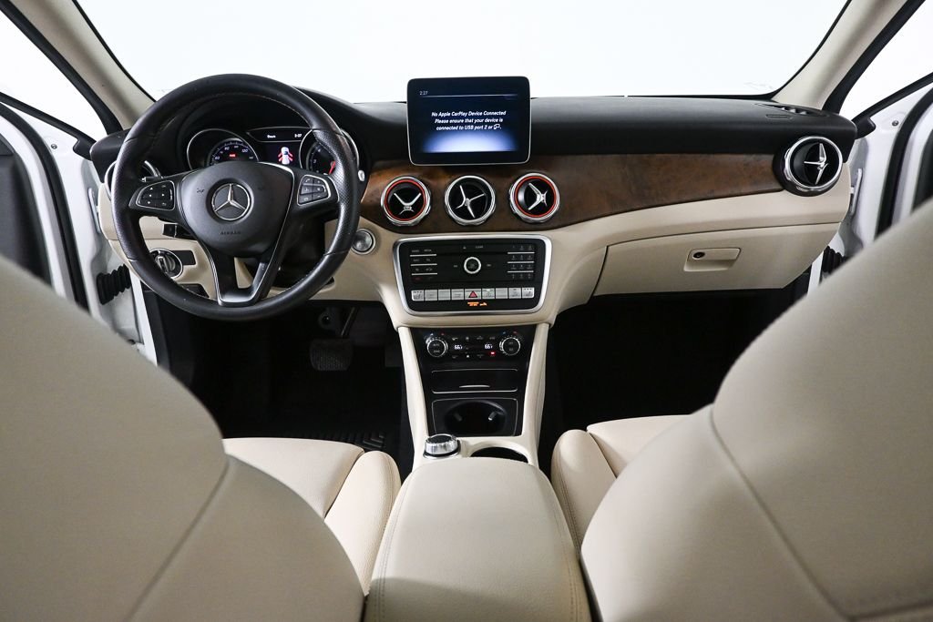 Used 2020 White Mercedes-Benz GLA 250 image 18
