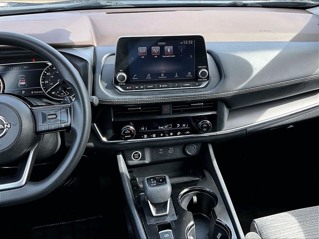 Used 2023 Gray Nissan SV image 18