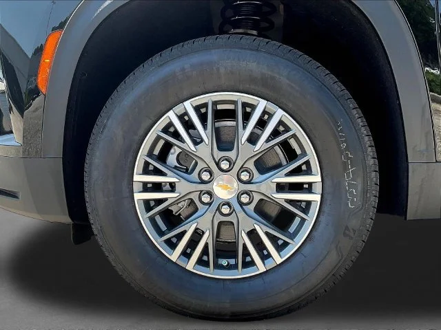 2026 Chevrolet Traverse LT - Photo 13