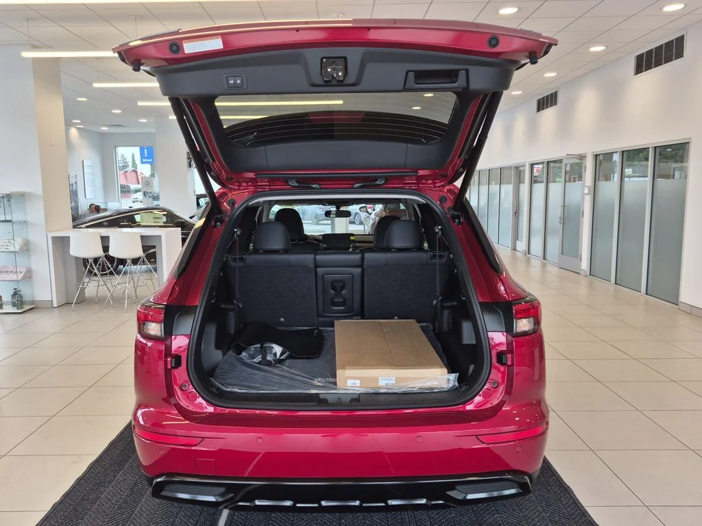 New 2026 Red Nissan SL image 9