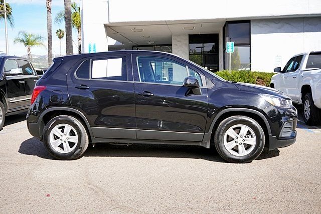 Used 2021 Black Chevrolet LS image 6