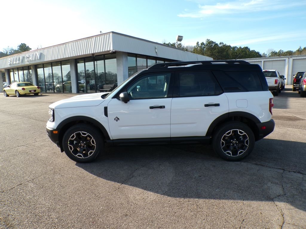 New 2026 Oxford White Ford Outer Banks® image 4