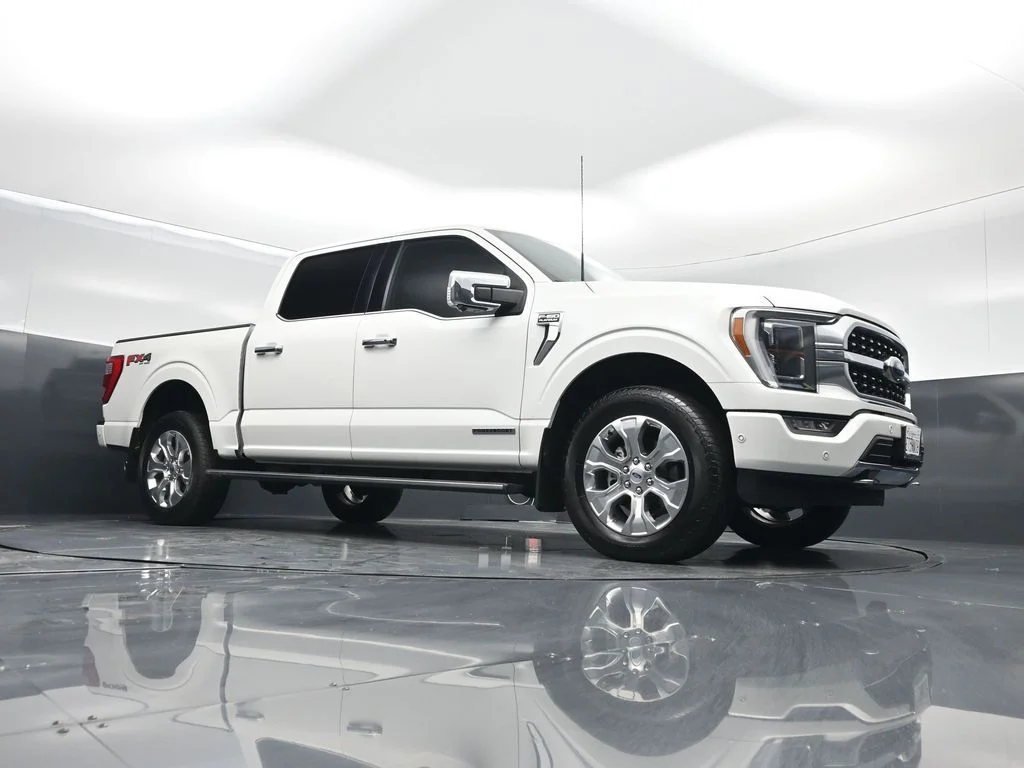 Used 2023 White Ford Platinum image 4