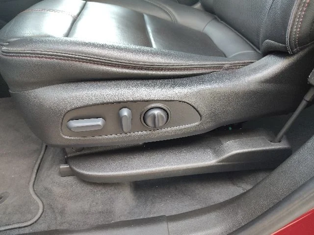 Used 2023 Red Chevrolet RS image 60