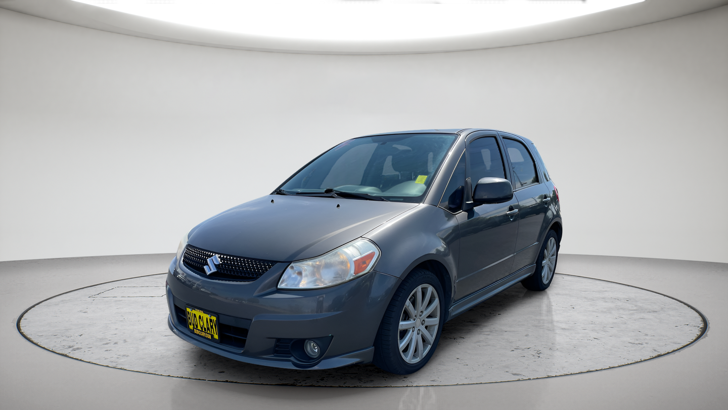 Used 2012 Gray Suzuki Base image 8