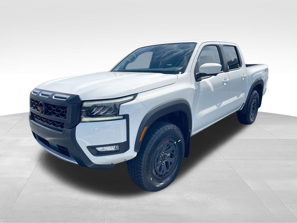 New 2026 White Nissan PRO-4X image 4