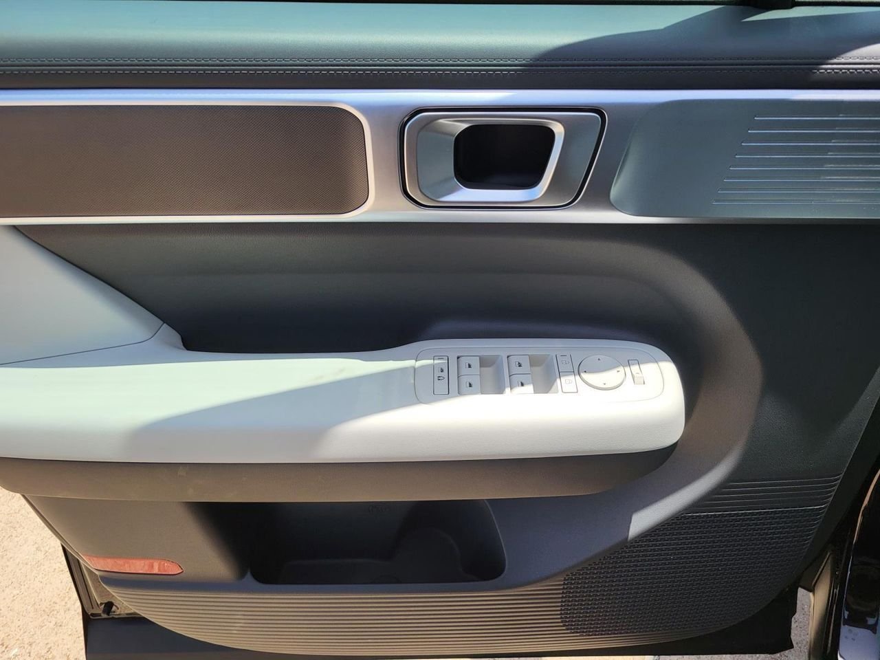 New 2026 Phantom Black Hyundai SE FWD image 15