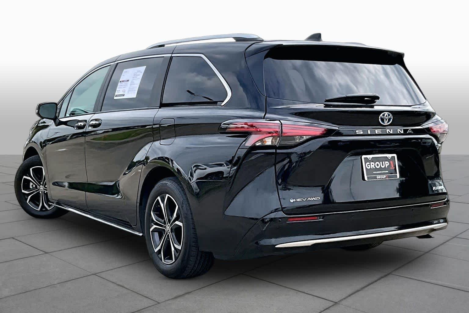 Used 2025 Midnight Black Metallic Toyota Platinum image 11