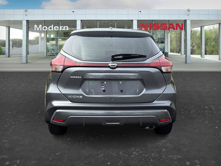 Used 2024 Gun Metallic Nissan S image 4