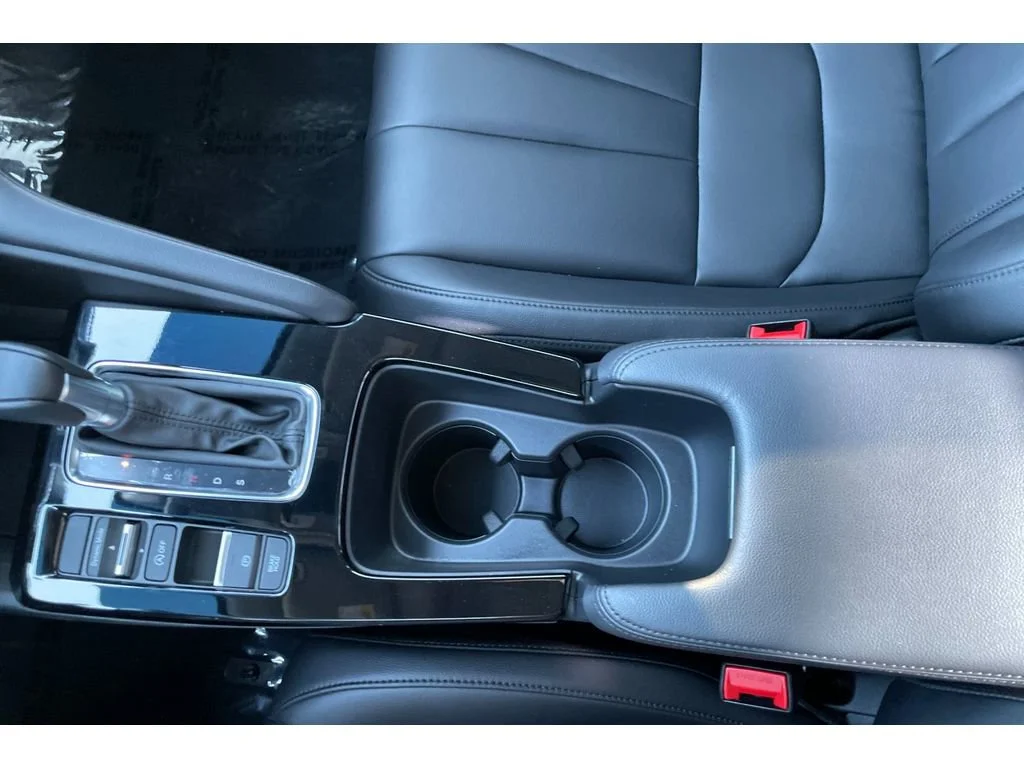 Used 2025 Liquid Carbon Metallic Acura INTEGRA image 78