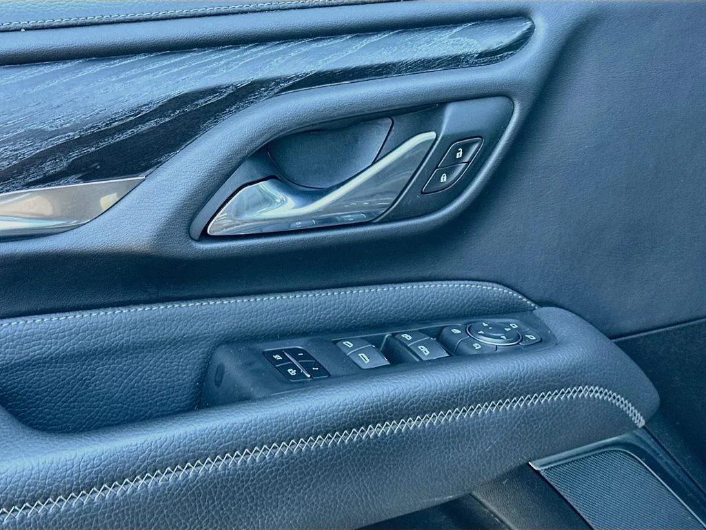Used 2021 Black GMC Denali image 18