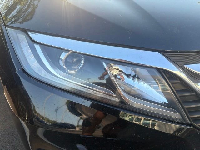 Used 2019 Black Honda EX-L image 4