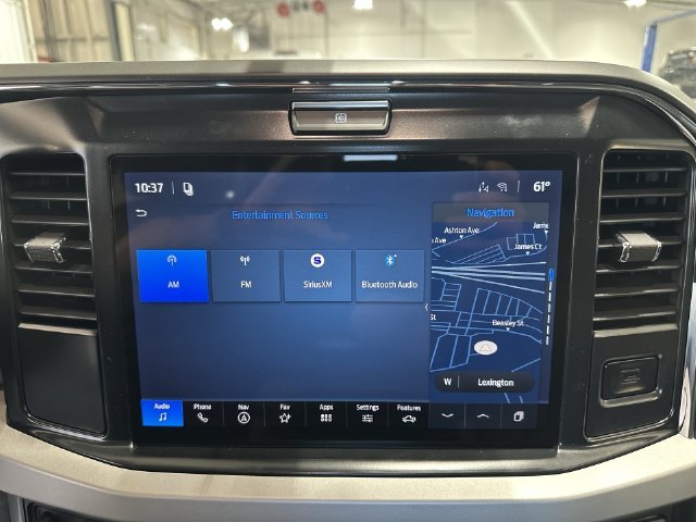 New 2027 Silver Ford XLT image 16