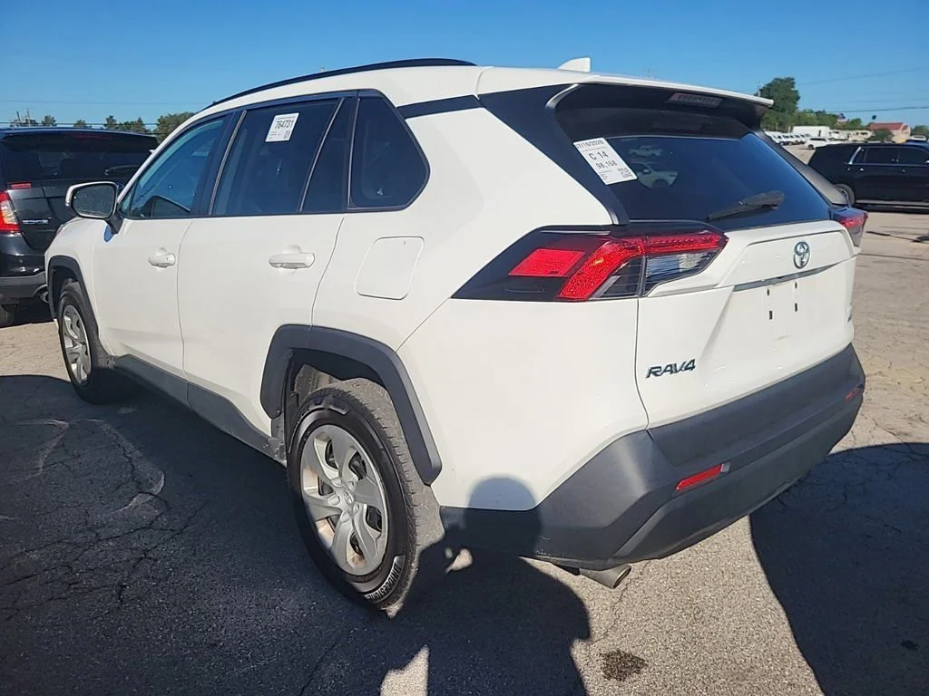 Used 2021 White Toyota LE image 7