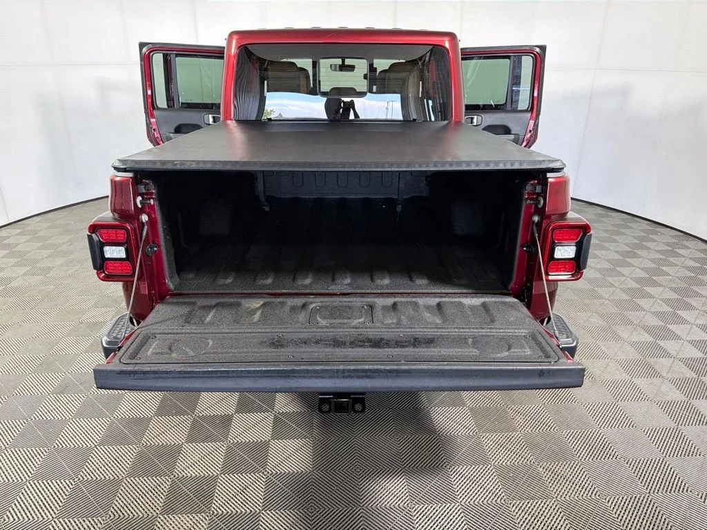 Used 2021 Red Jeep Overland image 22