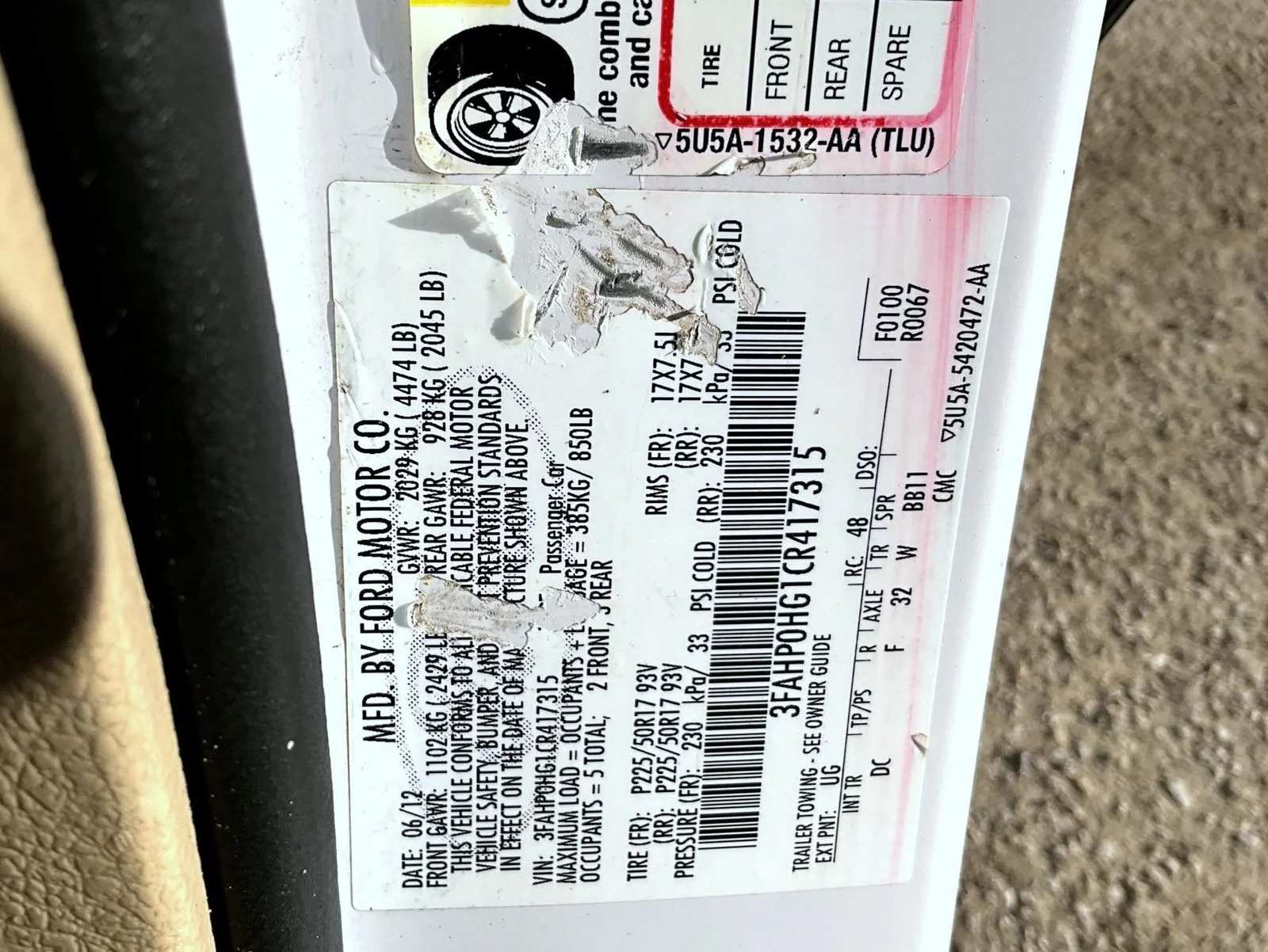 Used 2012 White Ford SE image 27