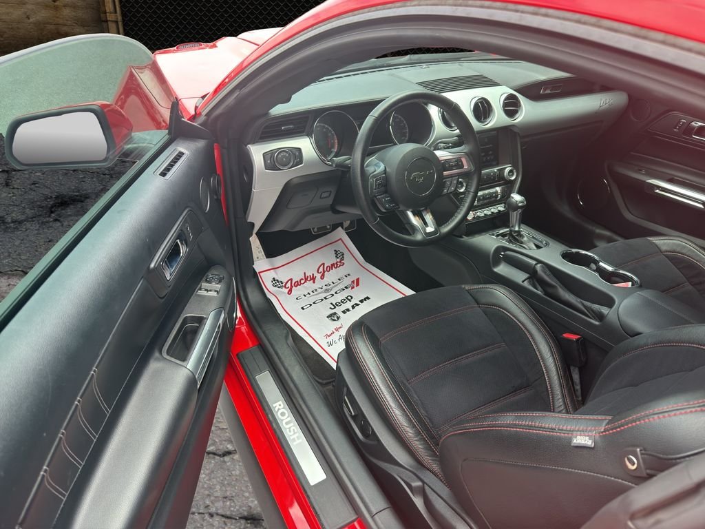 Used 2015 Race Red Ford GT Premium image 6