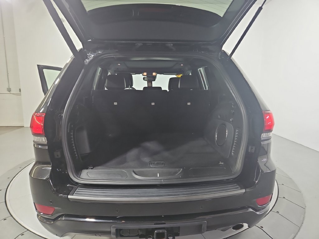 Used 2021 Black Jeep Limited image 23