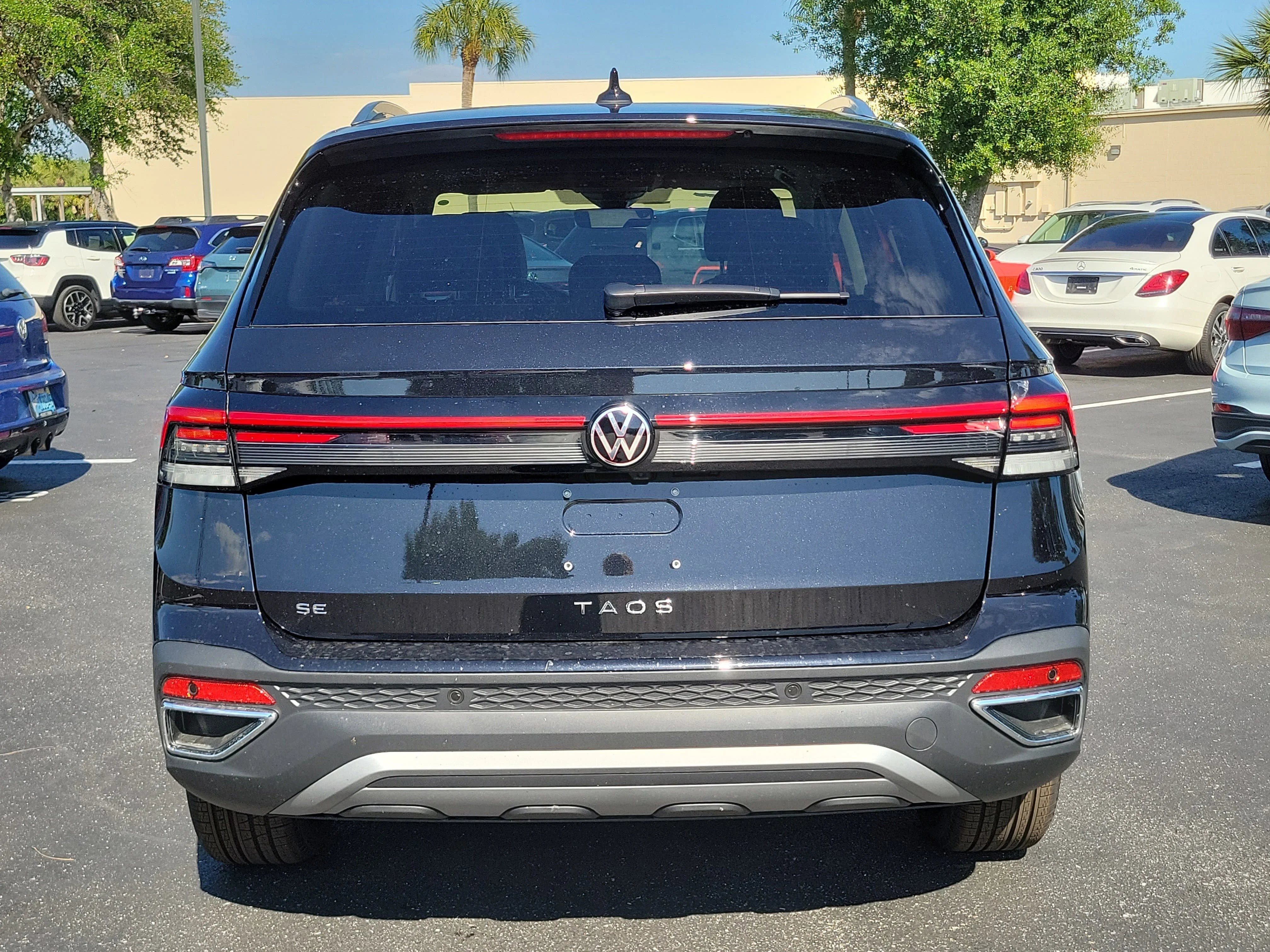 New 2026 Black Volkswagen 1.5T SE image 29
