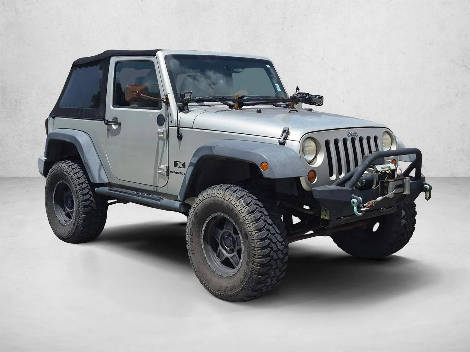 Used 2007 Silver/Gray Jeep X image 3