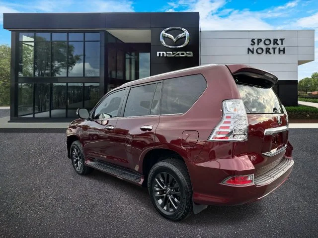 Used 2022  Lexus 460 image 6