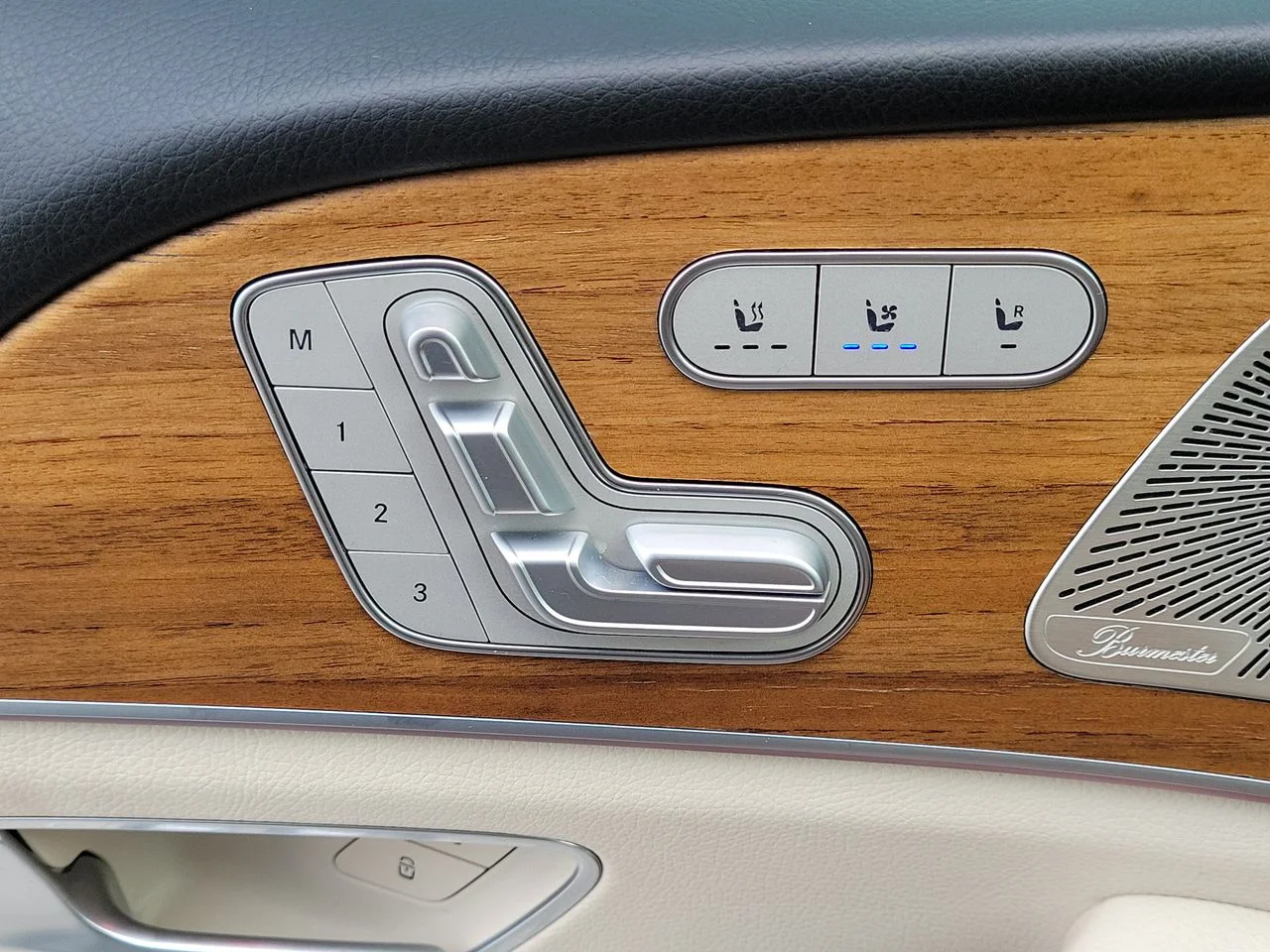 Certified Used 2023  Mercedes-Benz GLE 350 image 26