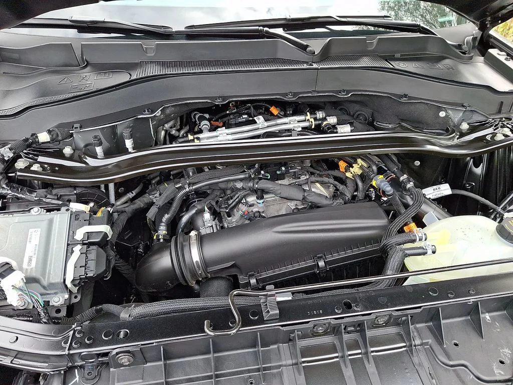 2026 Ford Explorer ST-Line - Photo 28