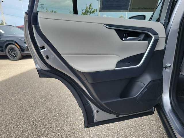 Used 2025 Silver Sky Metallic Toyota XLE image 12