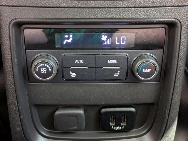 Used 2017 Purple Buick Essence image 17
