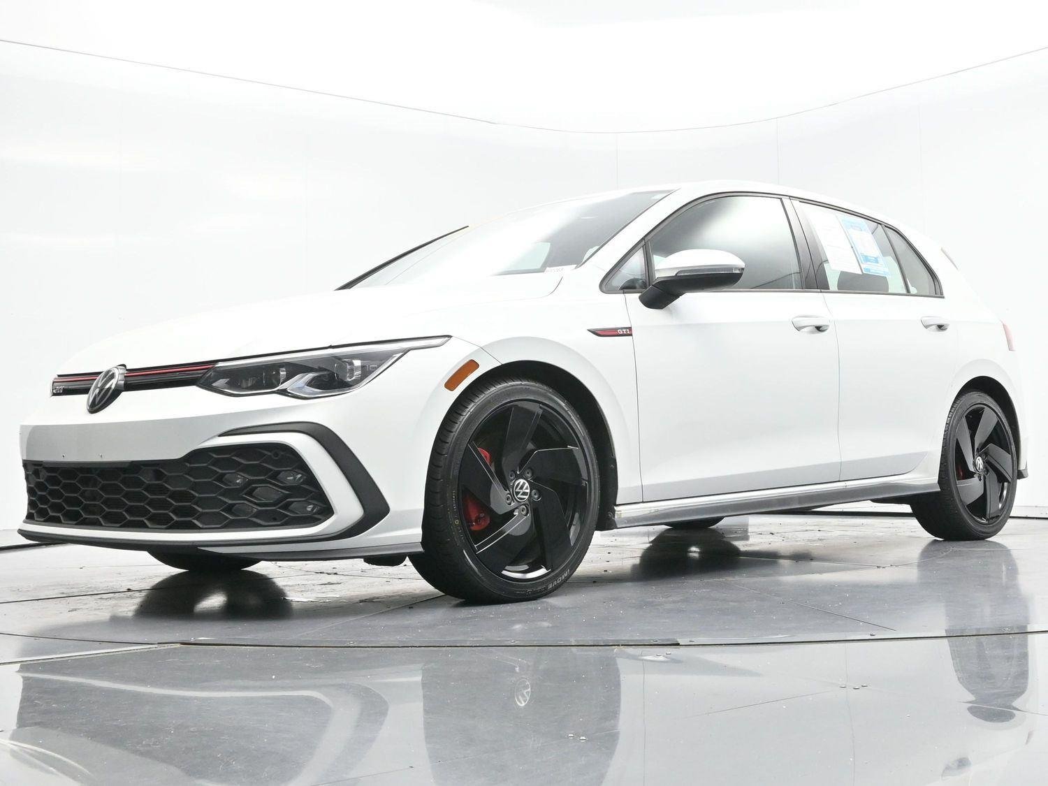 Used 2024 Opal White Pearl Volkswagen S image 41
