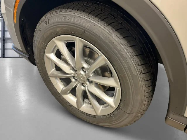 New 2027 Solar Silver Metallic Honda EX AWD image 10