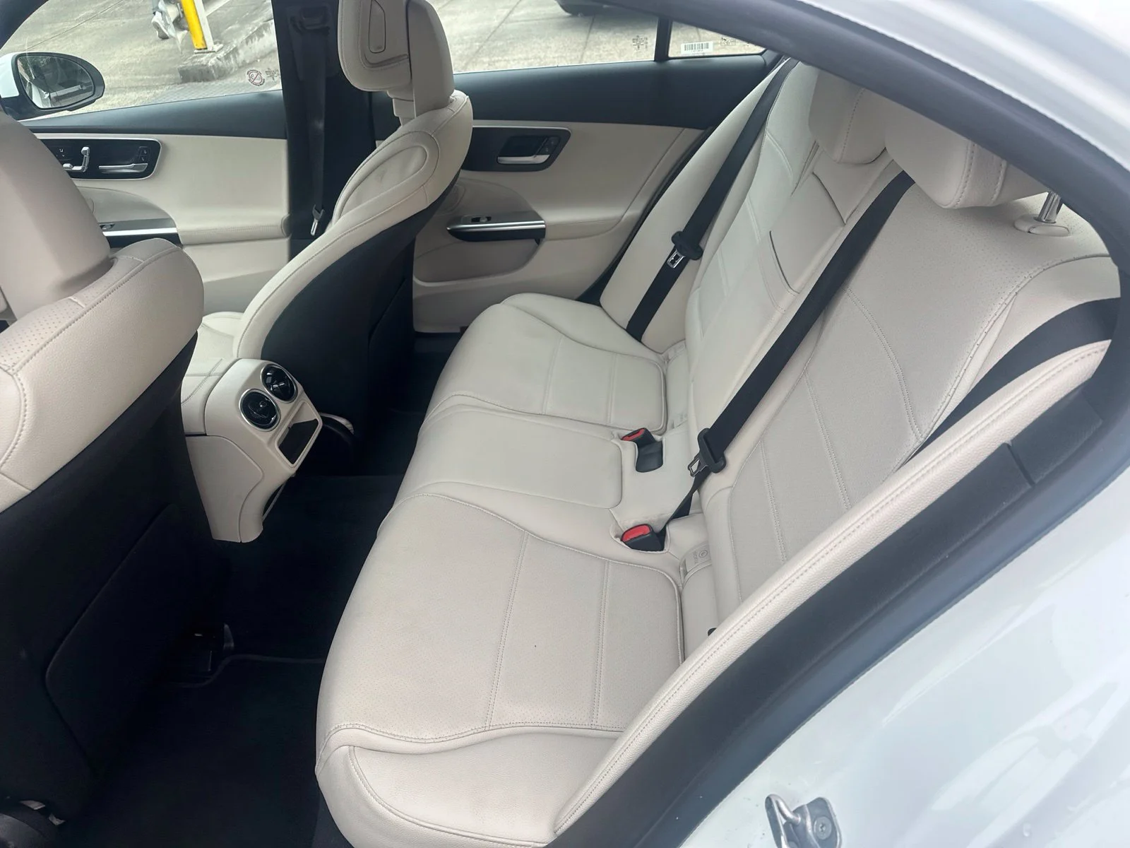Used 2025 White Mercedes-Benz C 300 image 13