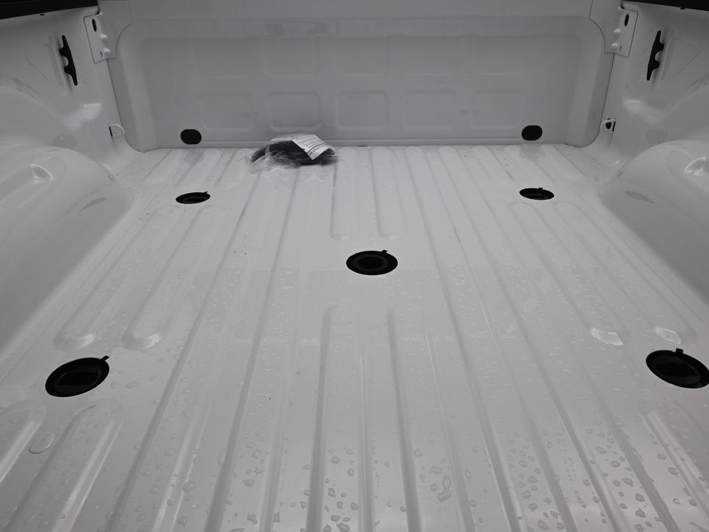 New 2026 Bright White Clearcoat RAM Tradesman image 12