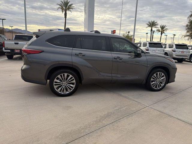 Certified Used 2021 MAGNETIC GRAY MET. Toyota  image 4