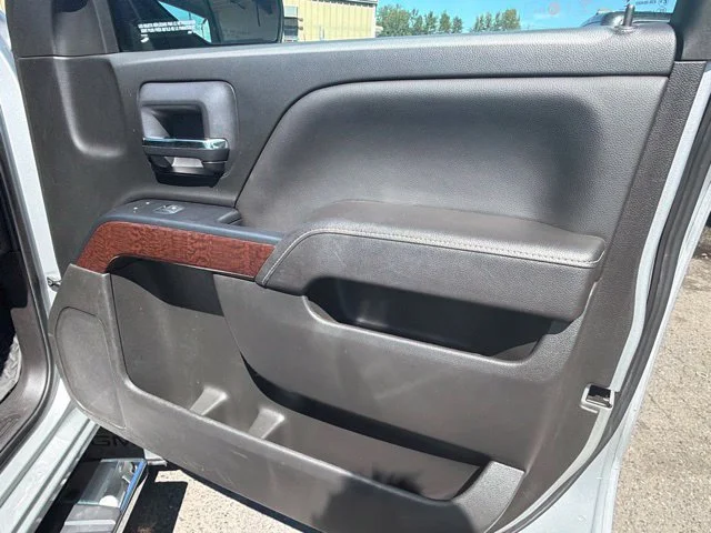 Used 2018 Quicksilver Metallic GMC SLE image 8
