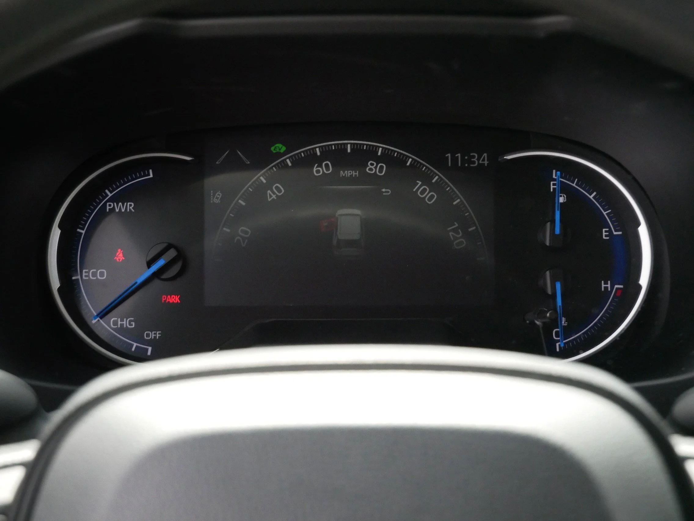 2025 Toyota RAV4 LE - Photo 21