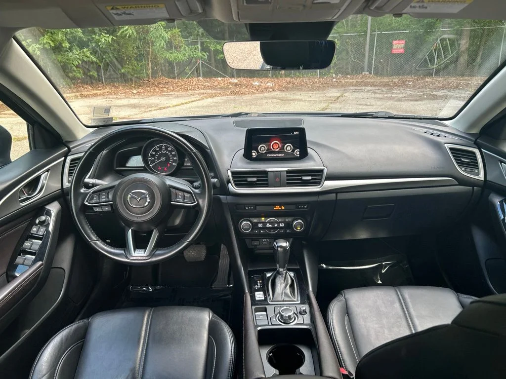 Used 2018 Silver Mazda Touring image 27