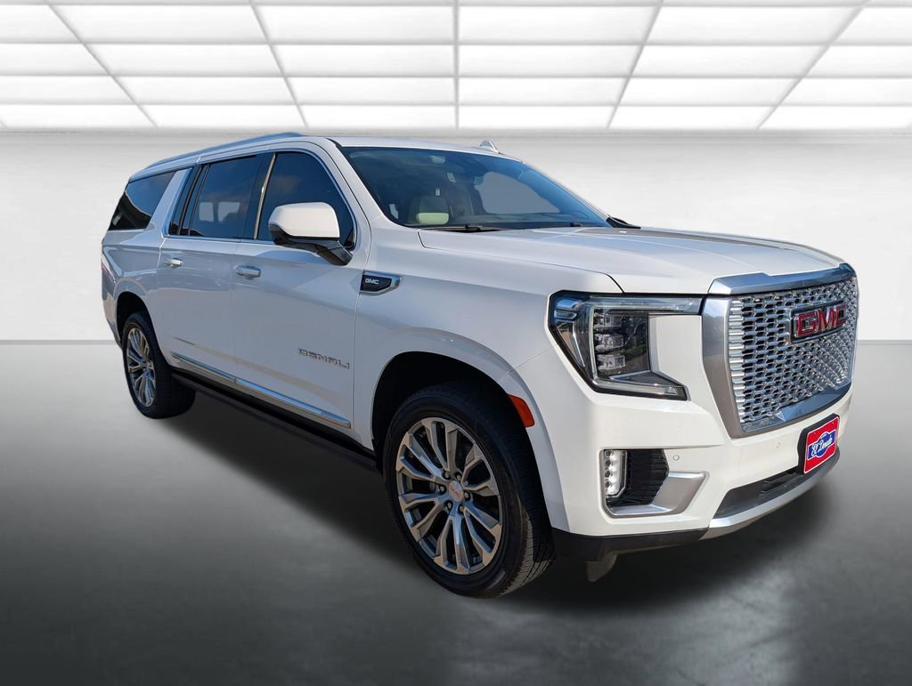 2021 GMC Yukon Denali 2WD's photo