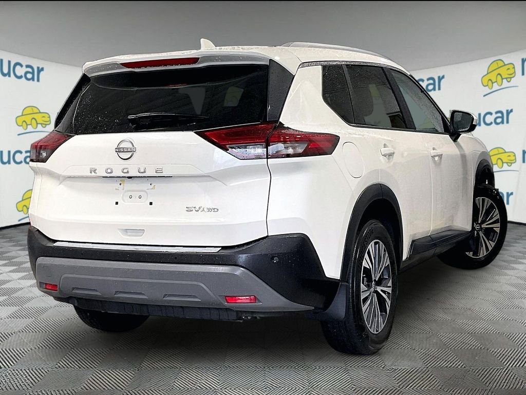 Used 2023 White Nissan SV image 6