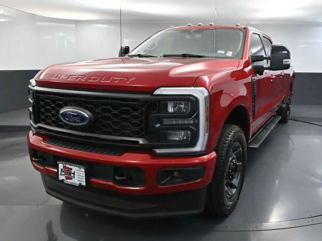 Used 2024 Red Ford Lariat image 13