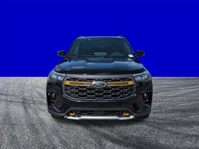 New 2026 Agate Black Metallic Ford Tremor® image 9
