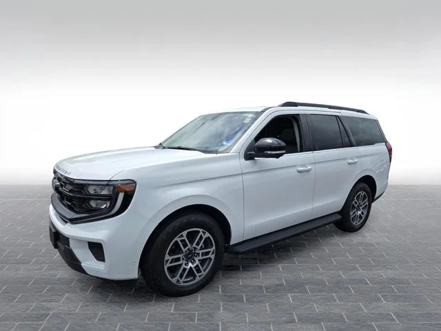 Used 2025 White Ford Active image 3
