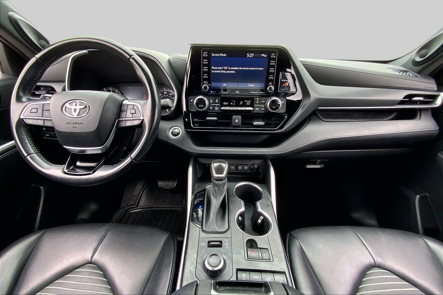 Used 2021 Midnight Black Metallic Toyota XSE image 15
