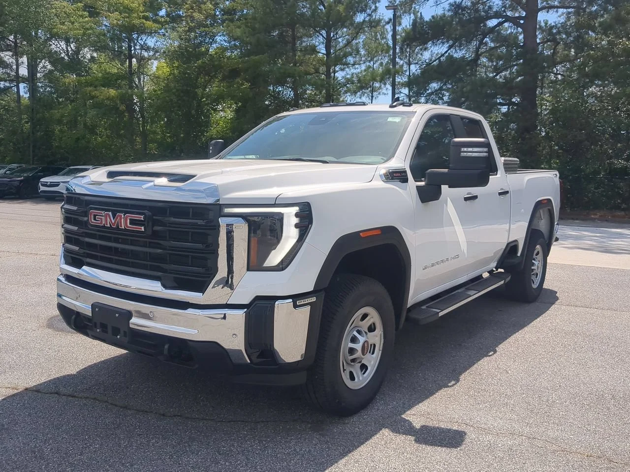 New 2026 Summit White GMC Pro image 4