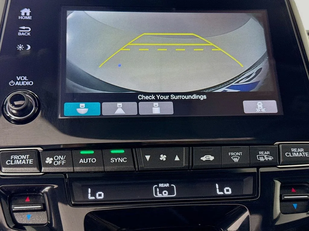 Certified Used 2018 Modern Steel Metallic Honda EX-L image 19