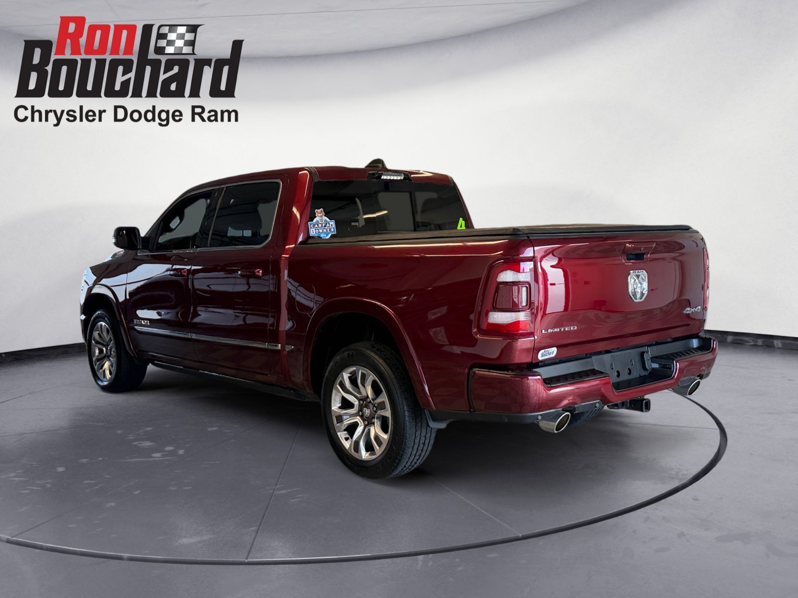 Used 2024 Delmonico Red Pearlcoat Ram Limited image 4